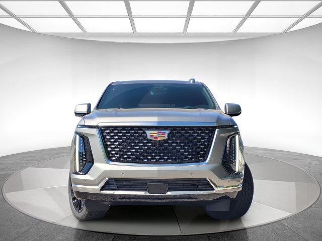 New 2026 Cadillac Escalade Luxury w/ Touring Package AWD/4WD image 2