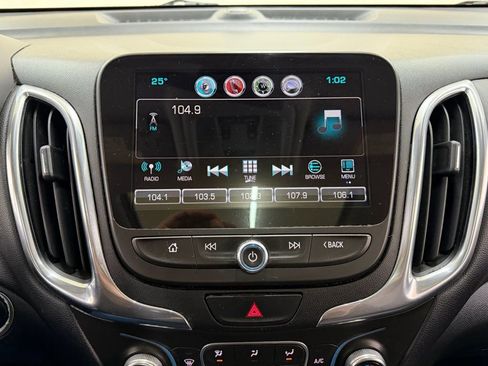 Used 2018 Chevrolet Equinox LT w/ Sun & Infotainment Package image 27