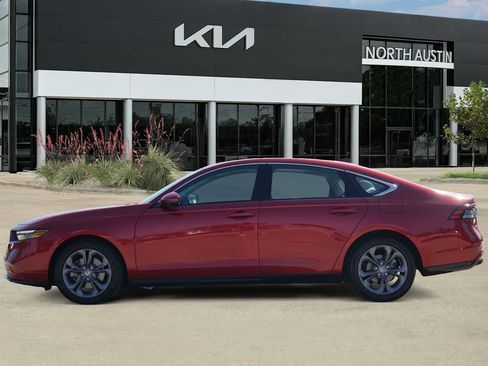 Used 2024 Honda Accord EX-L image 3
