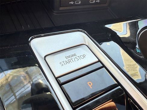 New 2026 Volkswagen Atlas Cross Sport SEL Premium R-Line image 20