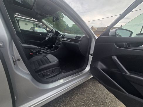 Used 2014 Volkswagen Passat TDI SEL Premium FWD image 30