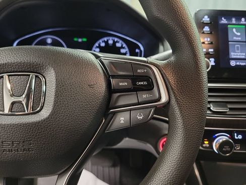 Used 2018 Honda Accord EX image 24