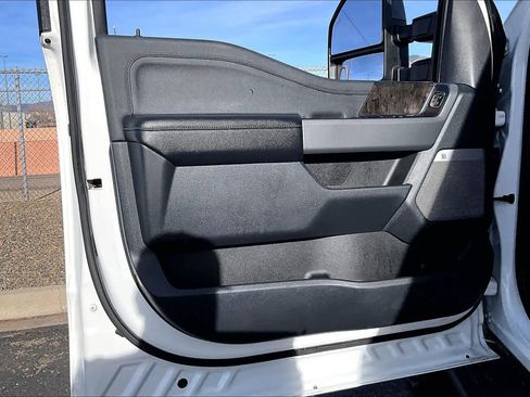 Used 2024 Ford F350 Lariat w/ Tremor Off-Road Package image 17
