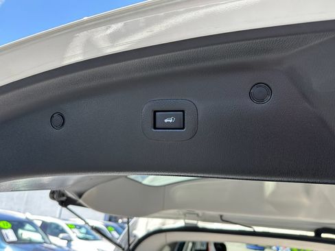 Used 2024 INFINITI QX80 Premium Select w/ Cargo Package AWD/4WD image 24