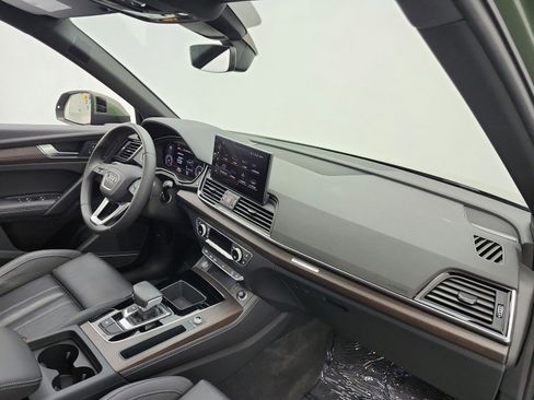 Used 2023 Audi Q5 2.0T Premium Plus w/ Premium Plus Package image 19