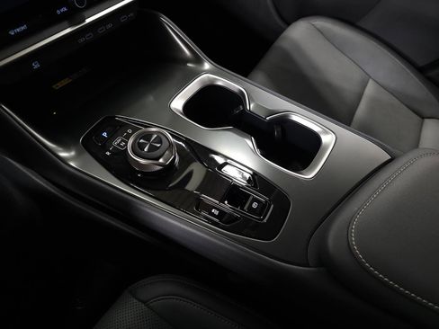 Used 2024 Lexus RZ 300e Premium w/ Accessory Package (Z1) image 29