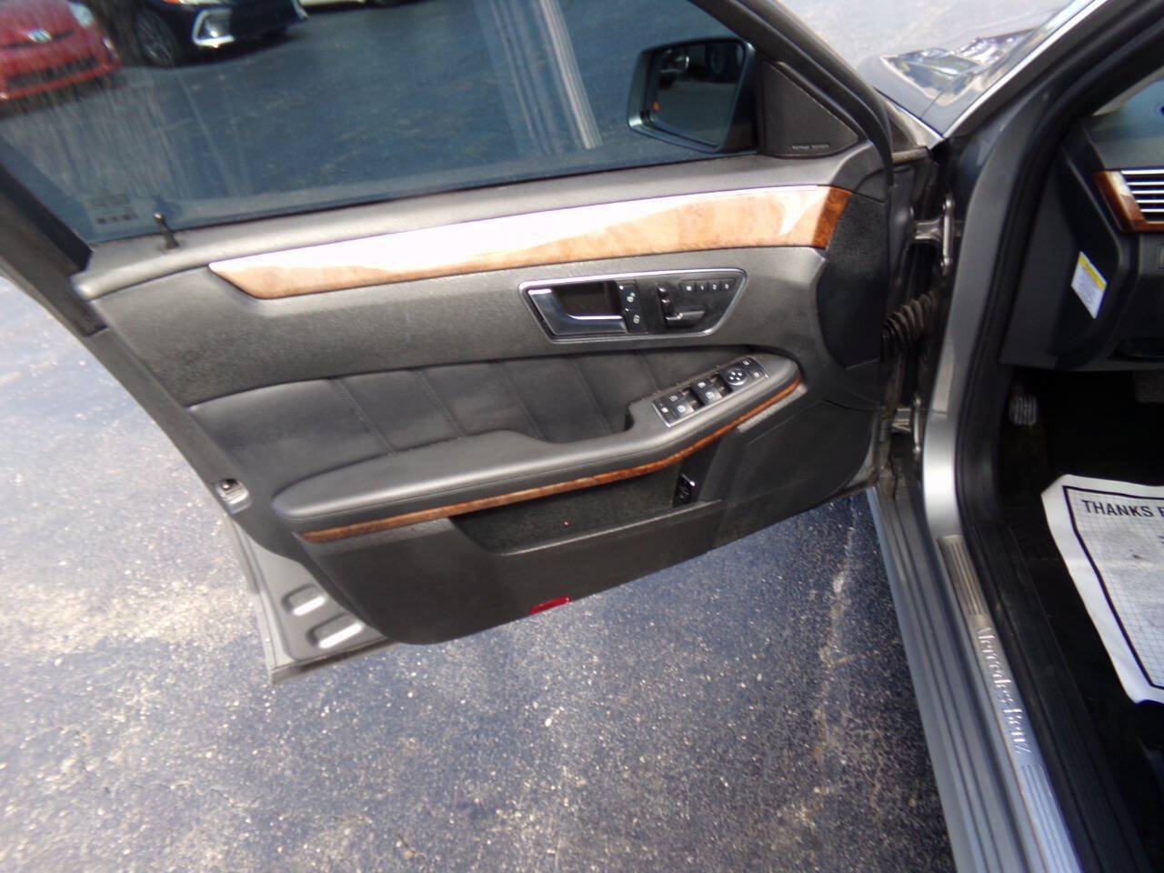 Used 2012 Mercedes-Benz E 350 4MATIC Sedan image 10