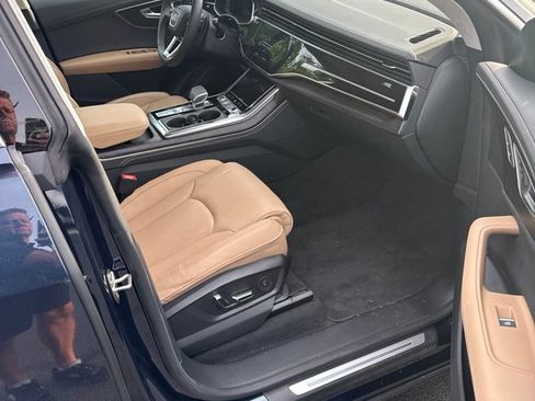 Used 2025 Audi Q8 Prestige AWD/4WD image 11