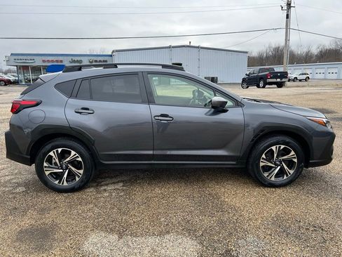Used 2024 Subaru Crosstrek 2.0i Premium image 6