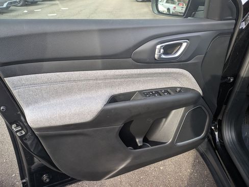 New 2026 Jeep Compass Latitude image 14