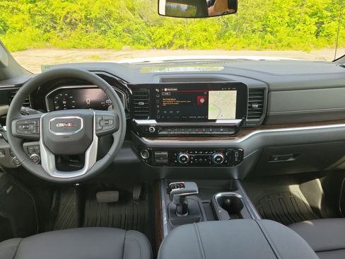 New 2026 GMC Sierra 1500 Elevation w/ Elevation Premium Package AWD/4WD image 3