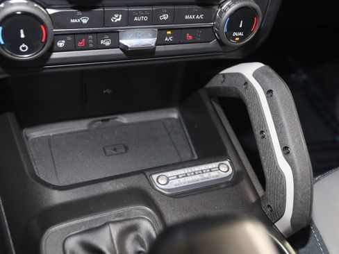 Used 2022 Ford Bronco Outer Banks image 28