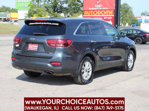 Used 2020 Kia Sorento LX w/ LX I4 Convenience Package image 5