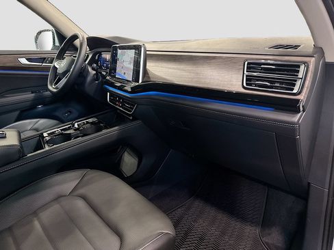 Certified 2025 Volkswagen Atlas SEL AWD/4WD image 33