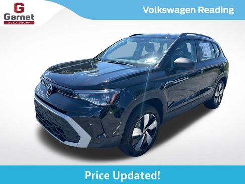 Certified 2025 Volkswagen Taos S AWD/4WD image 1