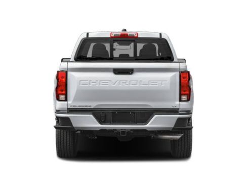 Certified 2024 Chevrolet Colorado LT w/ LT Convenience Package II AWD/4WD image 8