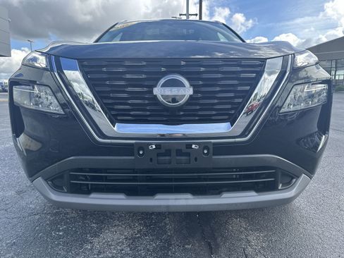 Certified 2022 Nissan Rogue SV w/ SV Premium Package image 36