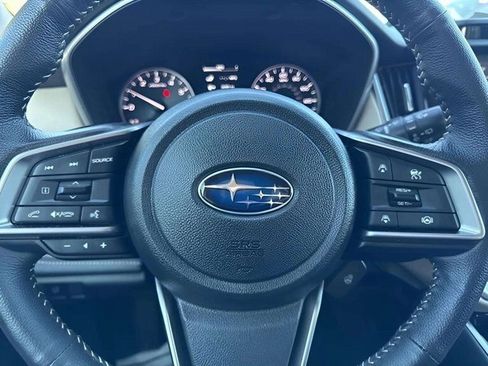 Certified 2025 Subaru Outback Limited image 9