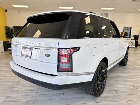 Used 2017 Land Rover Range Rover HSE image 7