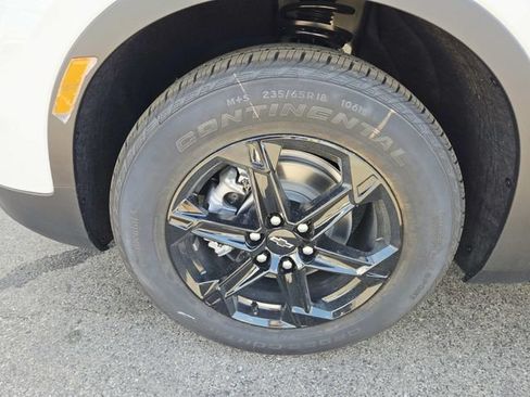 New 2026 Chevrolet Blazer LT w/ Convenience Package AWD/4WD image 17
