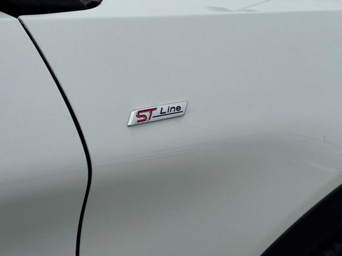 New 2026 Ford Explorer ST-Line image 13