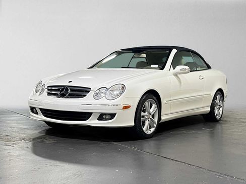 Used 2008 Mercedes-Benz CLK 350 Cabriolet image 7