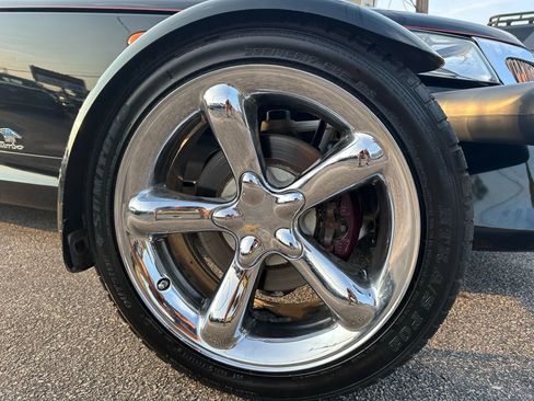 Used 2000 Plymouth Prowler image 40