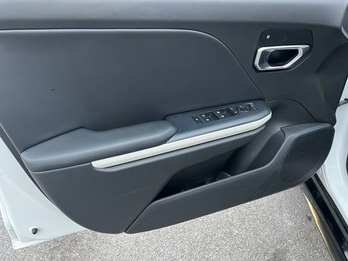 Used 2025 Kia K4 GT-Line image 17