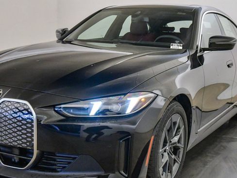 New 2026 BMW i4 xDrive40i w/ Premium Package image 9