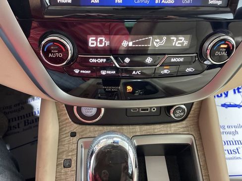 Used 2024 Nissan Murano SV AWD/4WD image 29