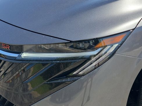 New 2026 Nissan Sentra SR w/ SR Premium Package FWD image 27