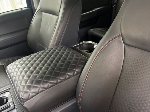 Used 2022 Ford F150 Lariat w/ Max Trailer Tow Package image 18