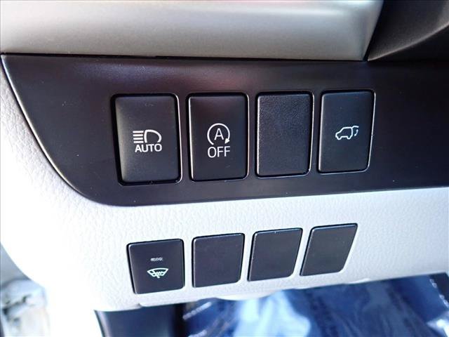 Certified 2019 Toyota Highlander XLE AWD/4WD image 18