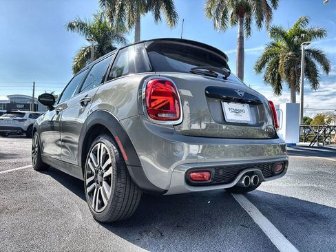 Used 2021 MINI Cooper S image 19