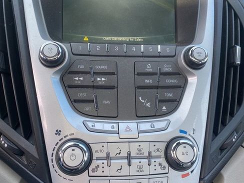 Used 2014 Chevrolet Equinox LT image 29