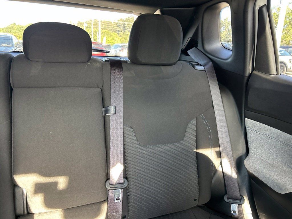 Used 2024 Jeep Compass Sport AWD/4WD image 15