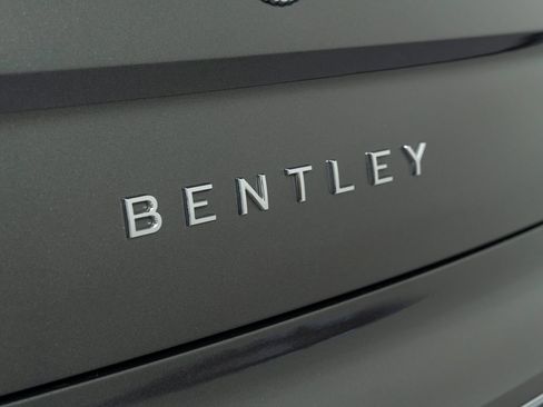 Used 2021 Bentley Flying Spur W12 AWD/4WD image 54