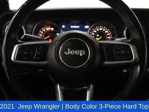 Used 2021 Jeep Wrangler Unlimited Sahara image 11