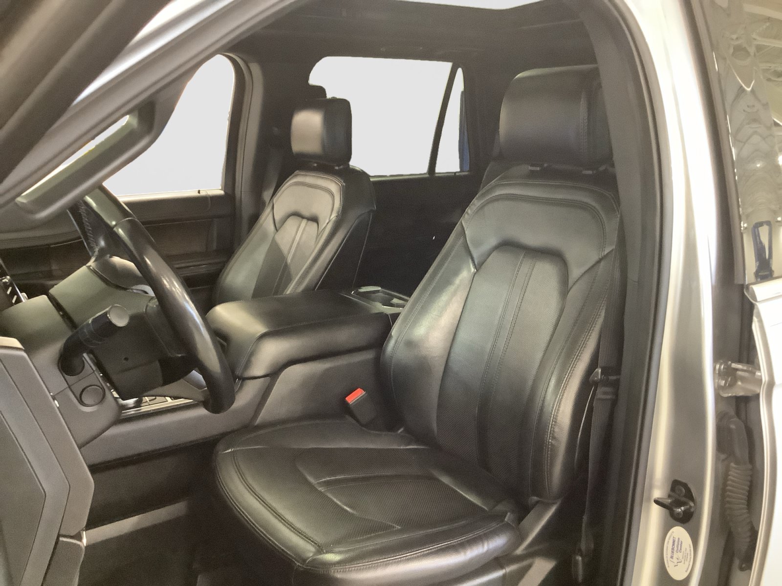 Used 2020 Ford Expedition Limited w/ Equipment Group 301A RWD image 12