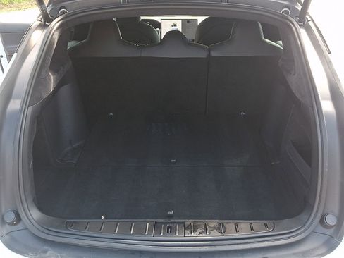 Used 2022 Tesla Model X AWD/4WD image 30