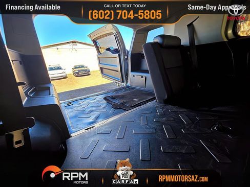 Used 2010 Toyota FJ Cruiser 4WD image 18