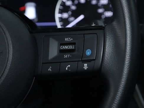 Used 2023 Nissan Rogue SV image 23