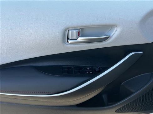 Certified 2025 Toyota Corolla SE image 11