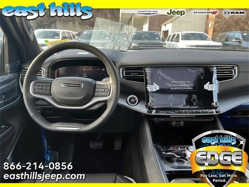New 2026 Jeep Grand Wagoneer Limited image 4
