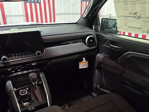 New 2026 Chevrolet Colorado Z71 w/ Technology Package image 15