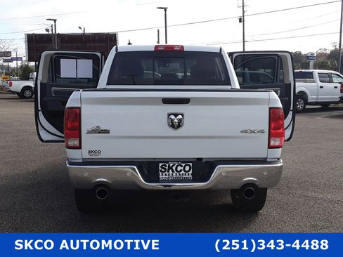 Used 2019 RAM 1500 Big Horn image 32