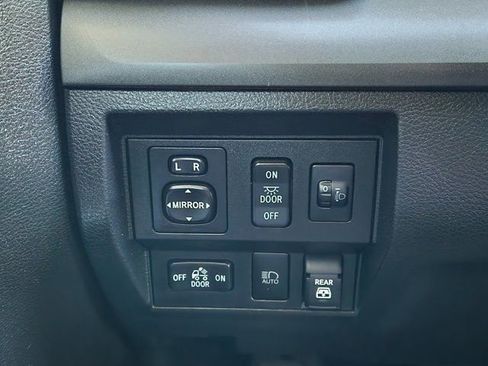 Used 2021 Toyota Tundra SR5 image 23