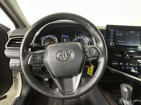 Used 2024 Toyota Camry SE FWD image 14