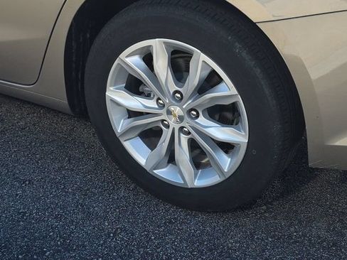 Used 2025 Chevrolet Malibu LT FWD image 5