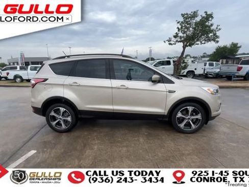 Certified 2018 Ford Escape SEL FWD image 9